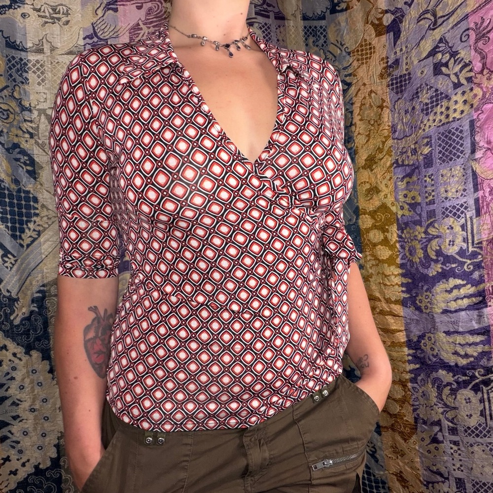 Y2K Red+Black Abstract Indie Sleeze Office Siren 3/4 Sleeve Faux Wrap Top Size S